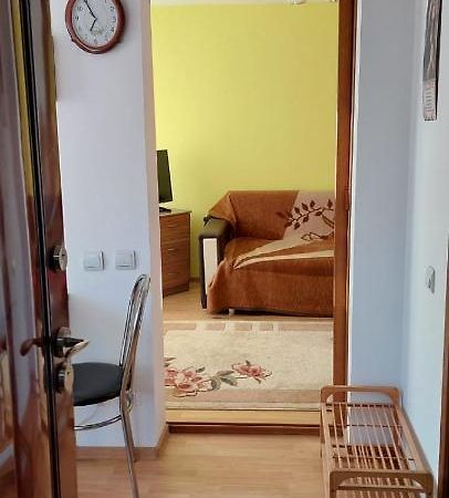 Fely Room Petroşani Eksteriør billede