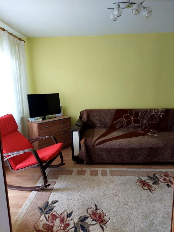 Fely Room Petroşani Eksteriør billede